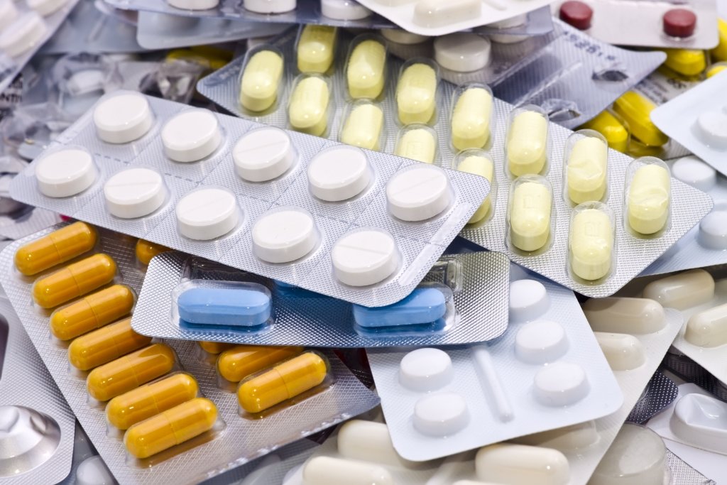 Эксперт: С рынка постоянно «вымываются» недорогие препараты
