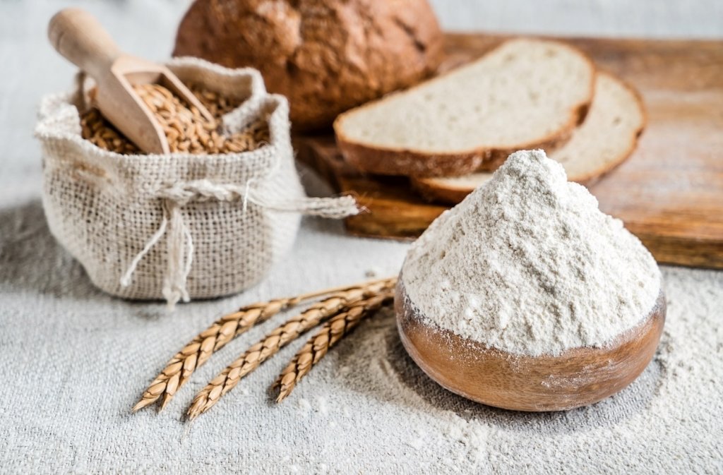 Сколько теряет Россия на том, что экспортирует зерно, а не муку и хлеб?