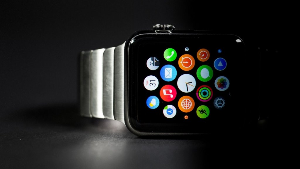 Это не часы: Верховный суд рассудил таможню и Apple Watch
